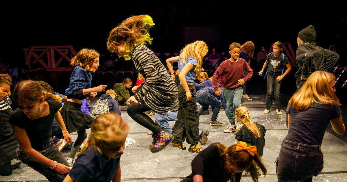 Rendier, Raak mij! (6+) — Alba theaterhuis in Het Nationale Theater, Den Haag