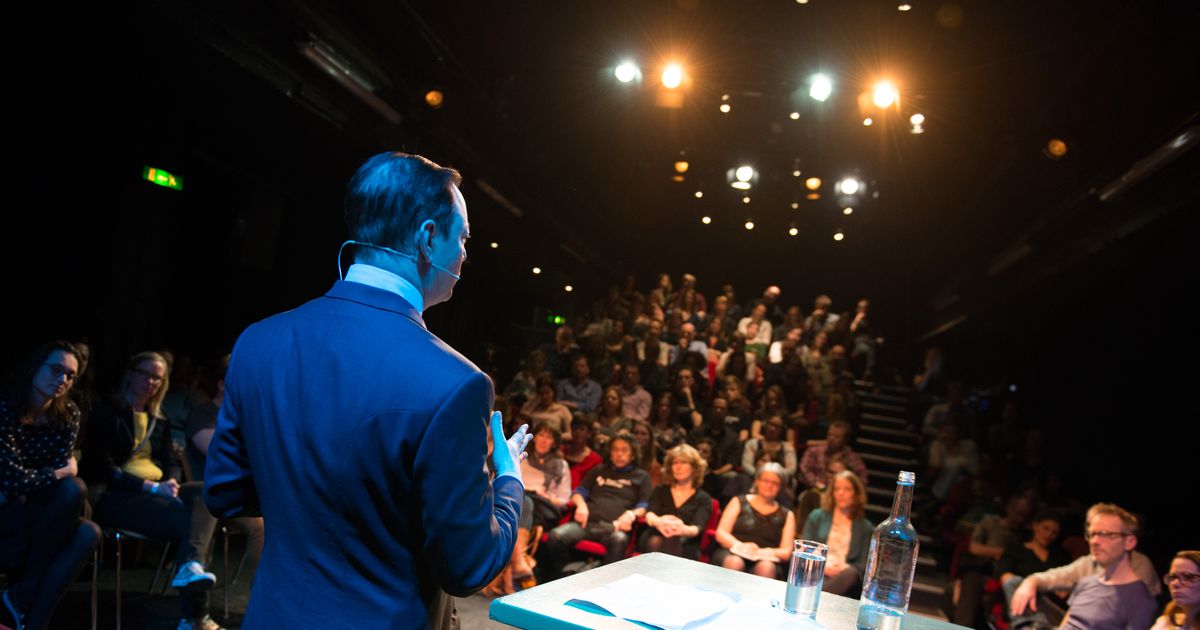 Inleiding bij SOEKARNO - Bo Tarenskeen in Het Nationale Theater, Den Haag