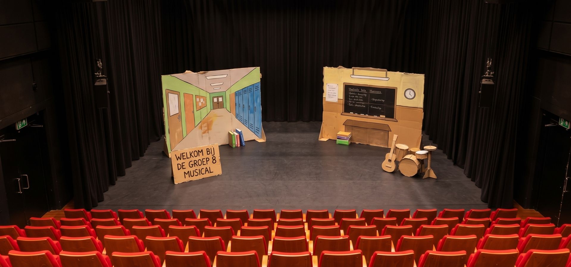 <h1>Laat groep 8 stralen in een écht theater!</h1>